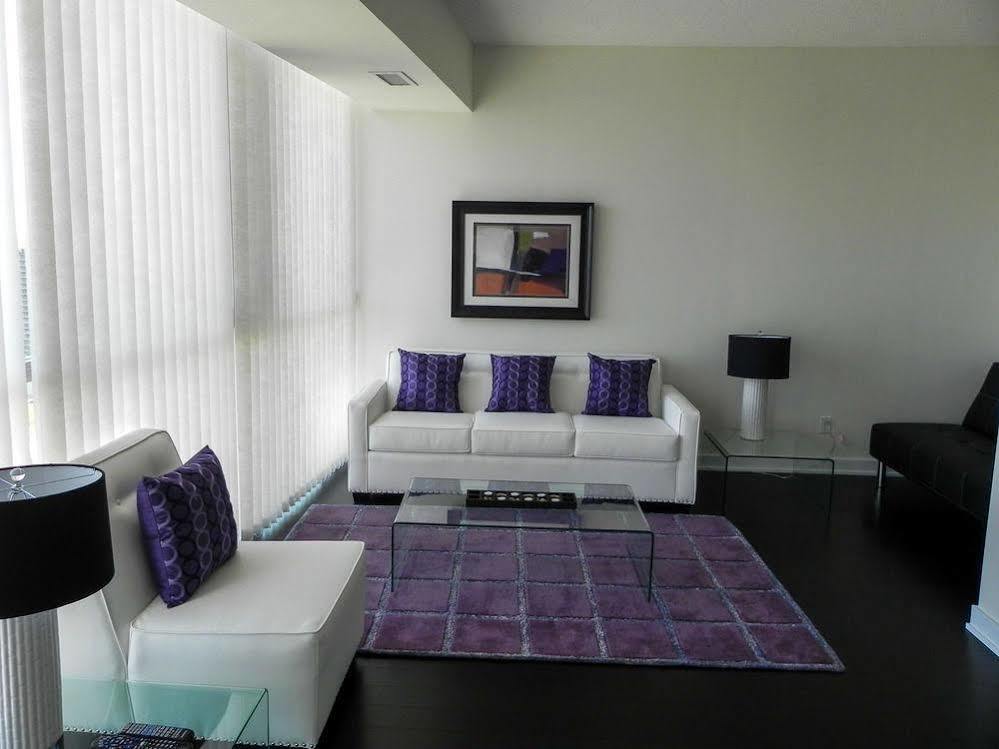 Pathway Suites Миссиссага Экстерьер фото