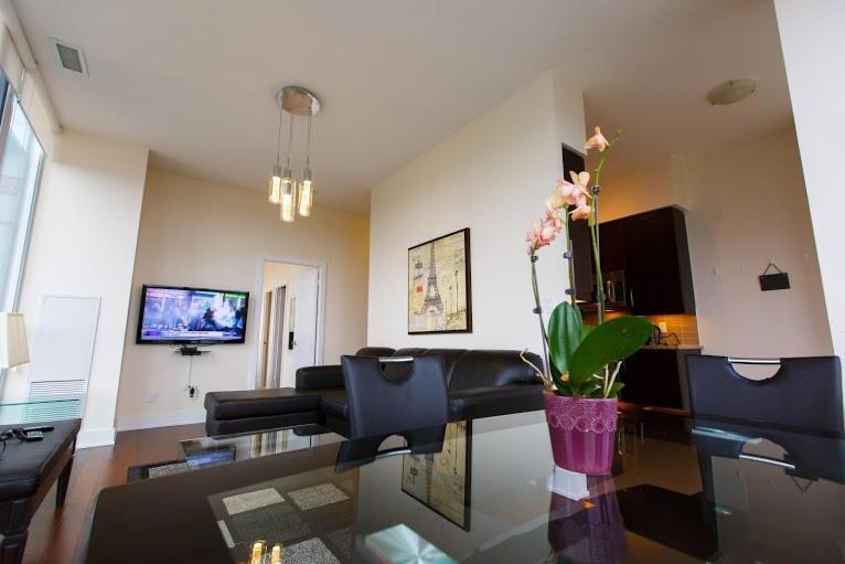 Pathway Suites Миссиссага Экстерьер фото
