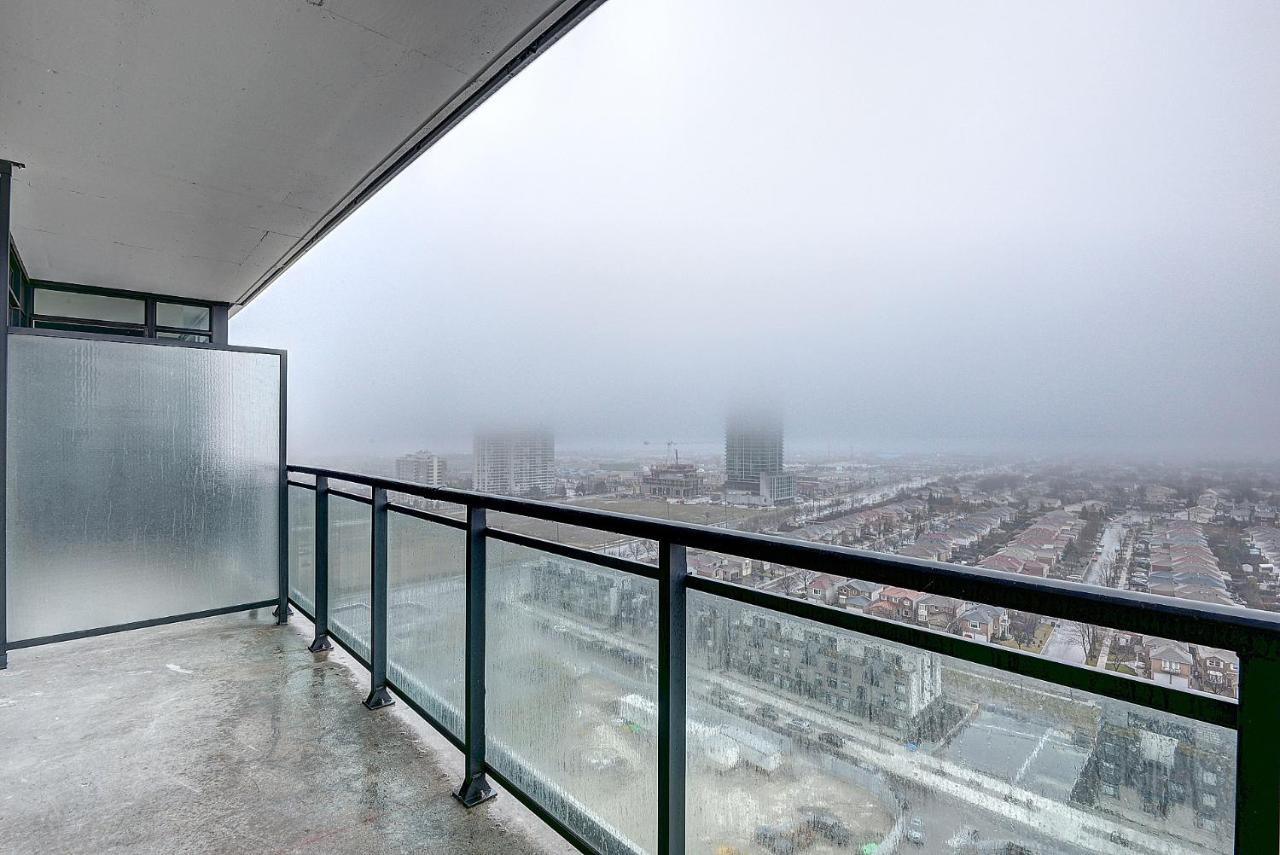 Pathway Suites Миссиссага Экстерьер фото